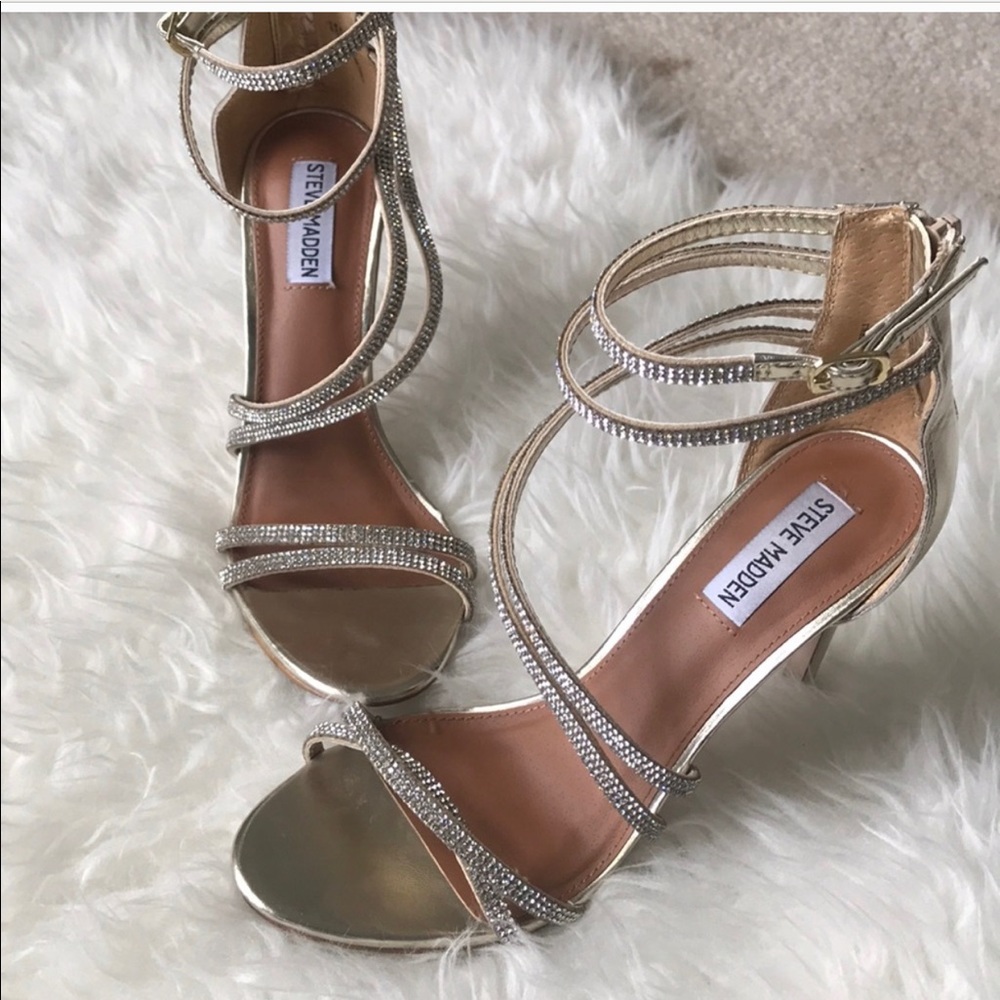 Steve Madden Gold heels